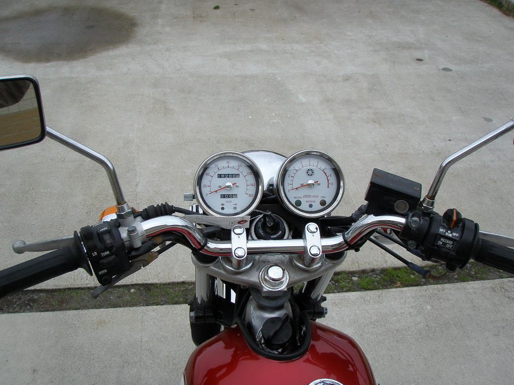 Купить мотоцикл Yamaha SR400-3 2005 фото 19